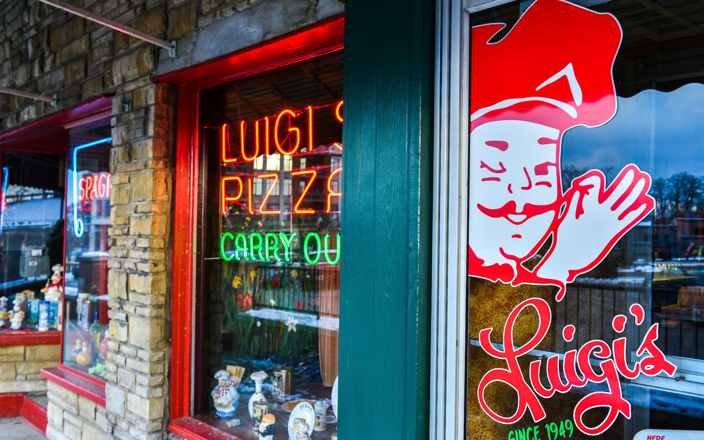 Luigi's